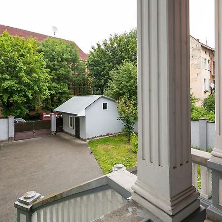 Apartment Fedkovycha Lviv Exterior foto